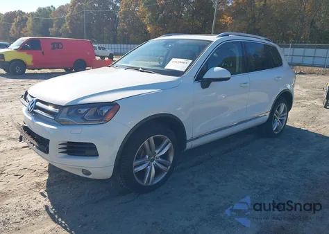 2013 Volkswagen Touareg Vr6 Executive from USA, damaged, VIN WVGEF9BP9DD000849